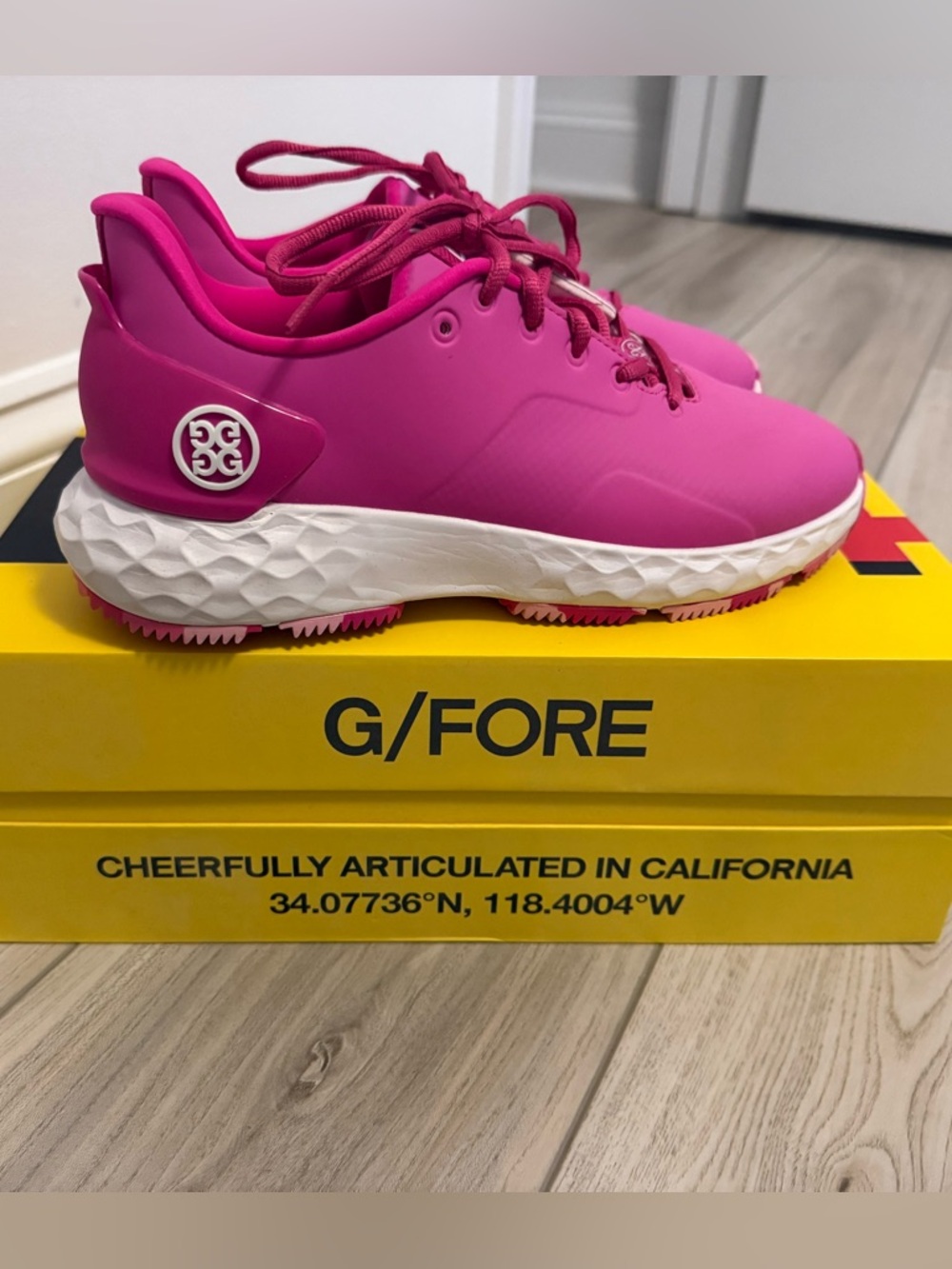 G/FORE Women's Fuchsia Athletic Golf Sneakers with White Midsole Size 8 like new - Picture 1 of 11